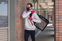 capitalise-on-third-party-delivery-platform-rider-menulog-deliveroo-ubereats-biker-CloudKitchens™-model